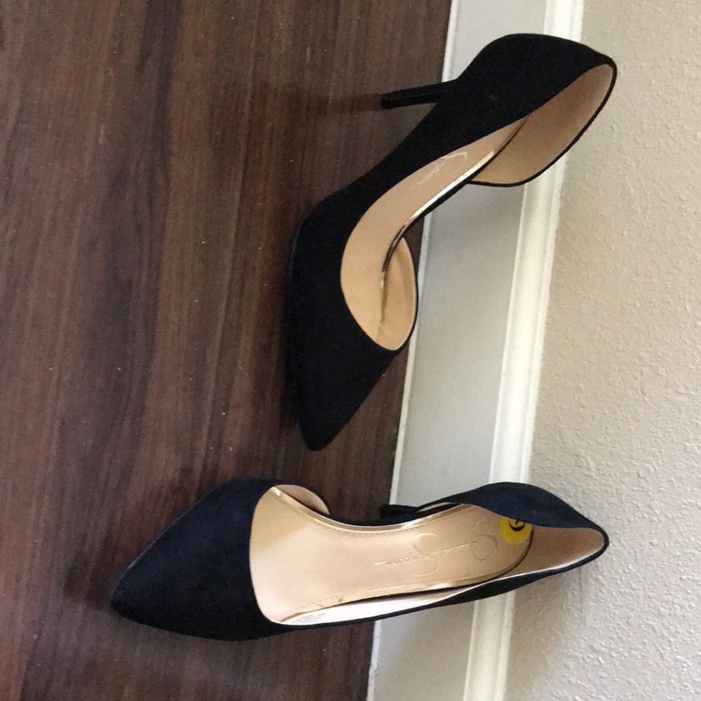 Jessica Simpson black suede pumps